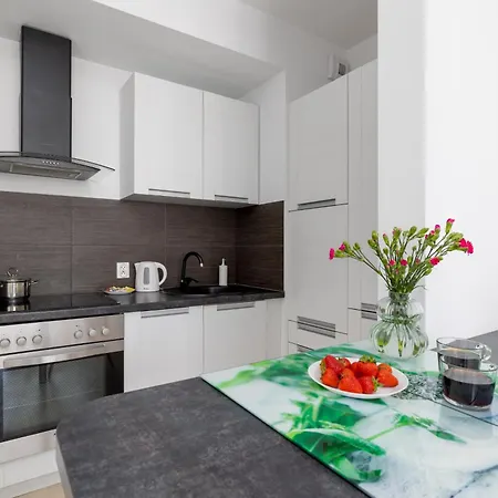 Potulicka Coffee By Bookinghost Lägenhet *